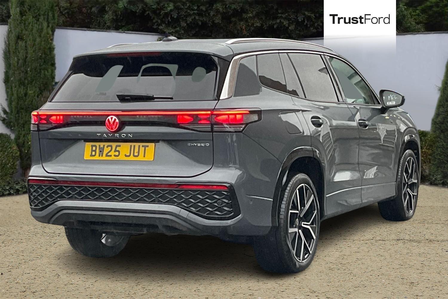 Volkswagen TAYRON Photo 3