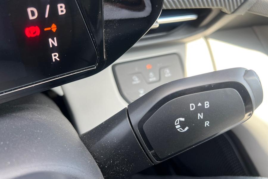 Ford Explorer Photo autoimg-86221df08e33ce715bac203a432ee720f347f3a1.jpg