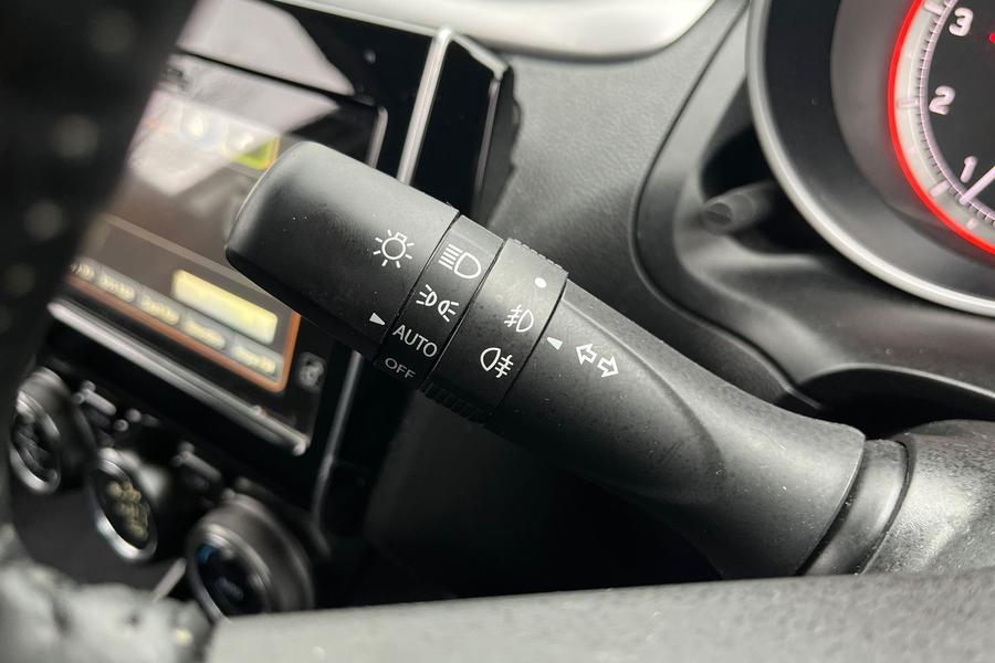 Suzuki SWIFT Photo autoimg-8622bbc6a4e98e566ea09851980835981583f375.jpg