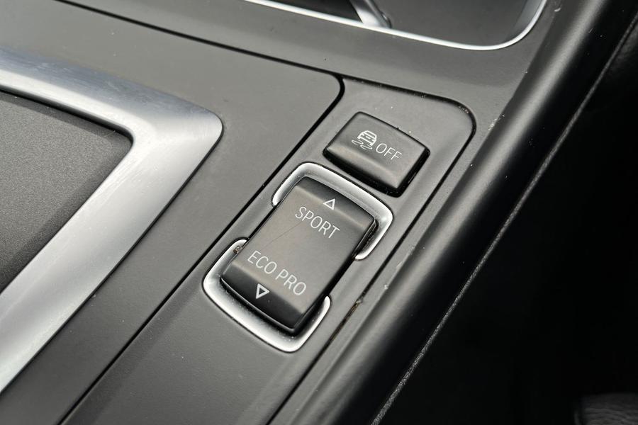 BMW 1 Series Photo autoimg-86245ea00d6bfe6f05ac1abbf328f8f733acb3ed.jpg