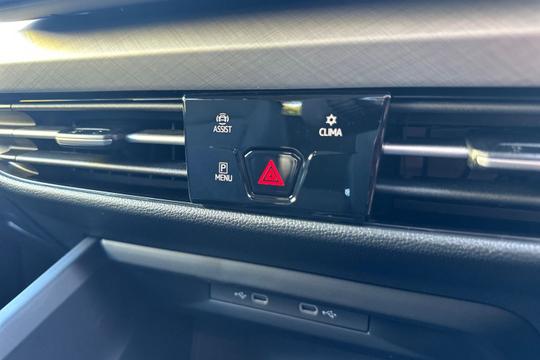 Volkswagen Golf Photo autoimg-862546a750836921d5a136acdeabc58983fe700c.jpg