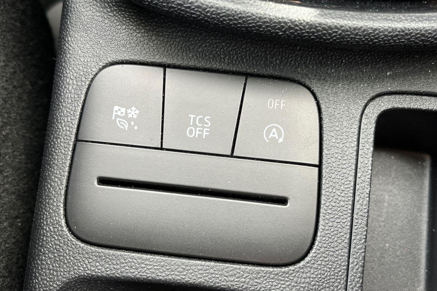 Ford FIESTA Photo 35