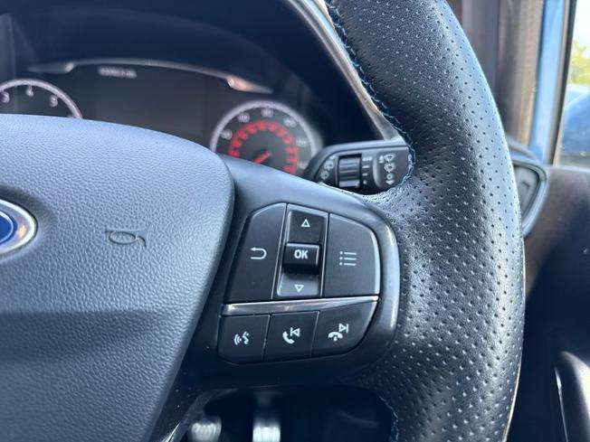 FORD Fiesta Photo 17