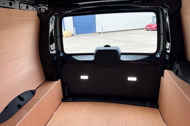 VOLKSWAGEN Caddy Photo 50