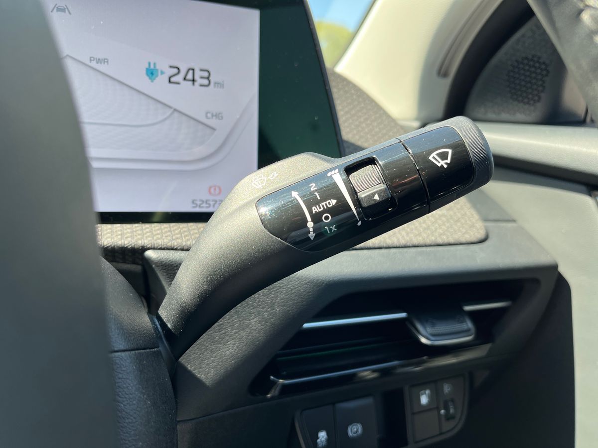 Kia EV6 Photo 35