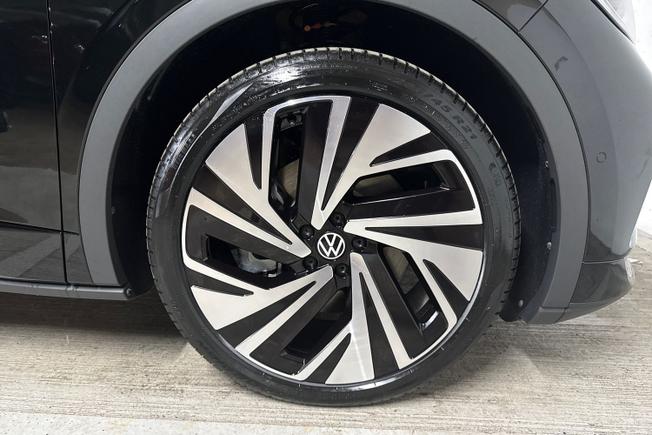 VOLKSWAGEN ID.4 Photo 5
