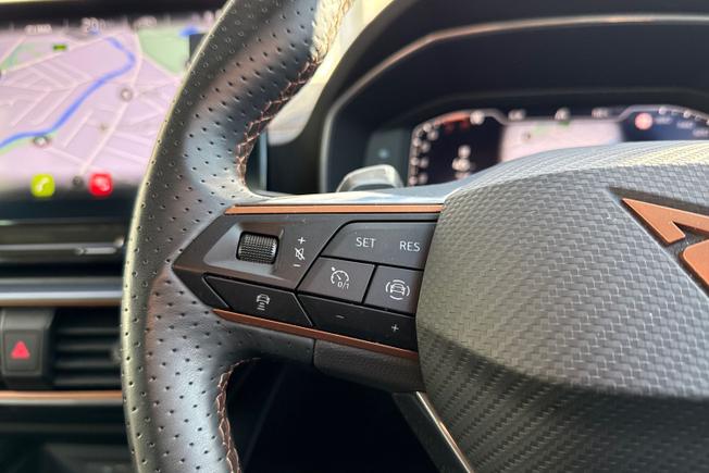 CUPRA FORMENTOR Photo 17