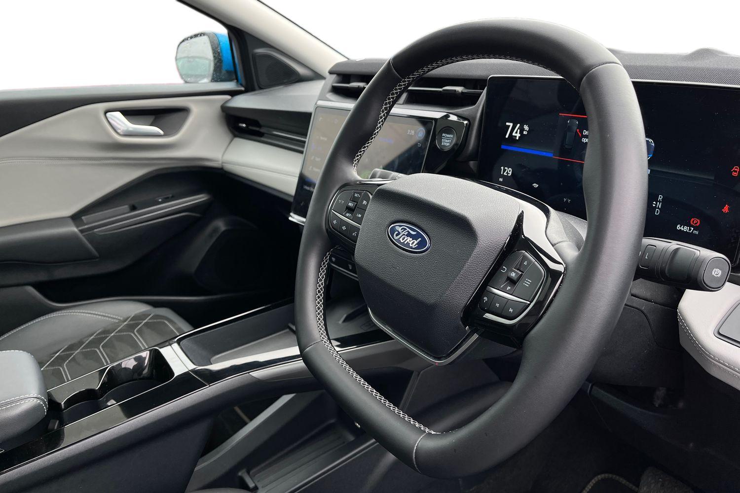 Ford Puma Gen-E Photo 8