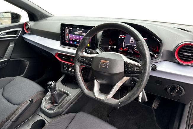 SEAT Ibiza Photo 6