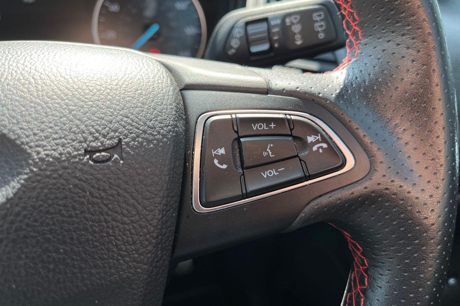Ford ECOSPORT Photo 29