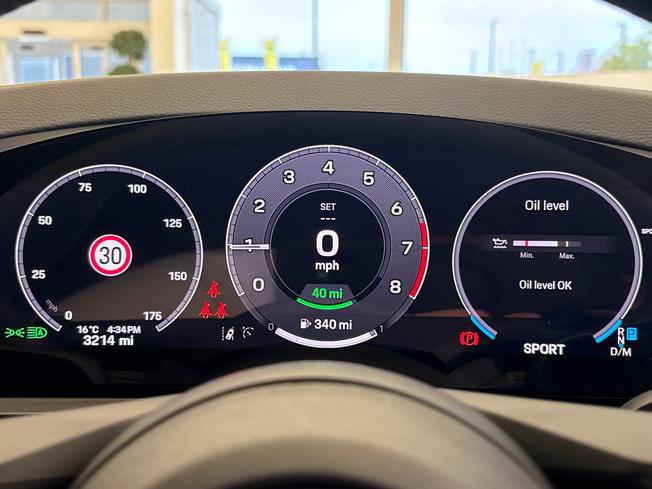 PORSCHE Cayenne Photo 16