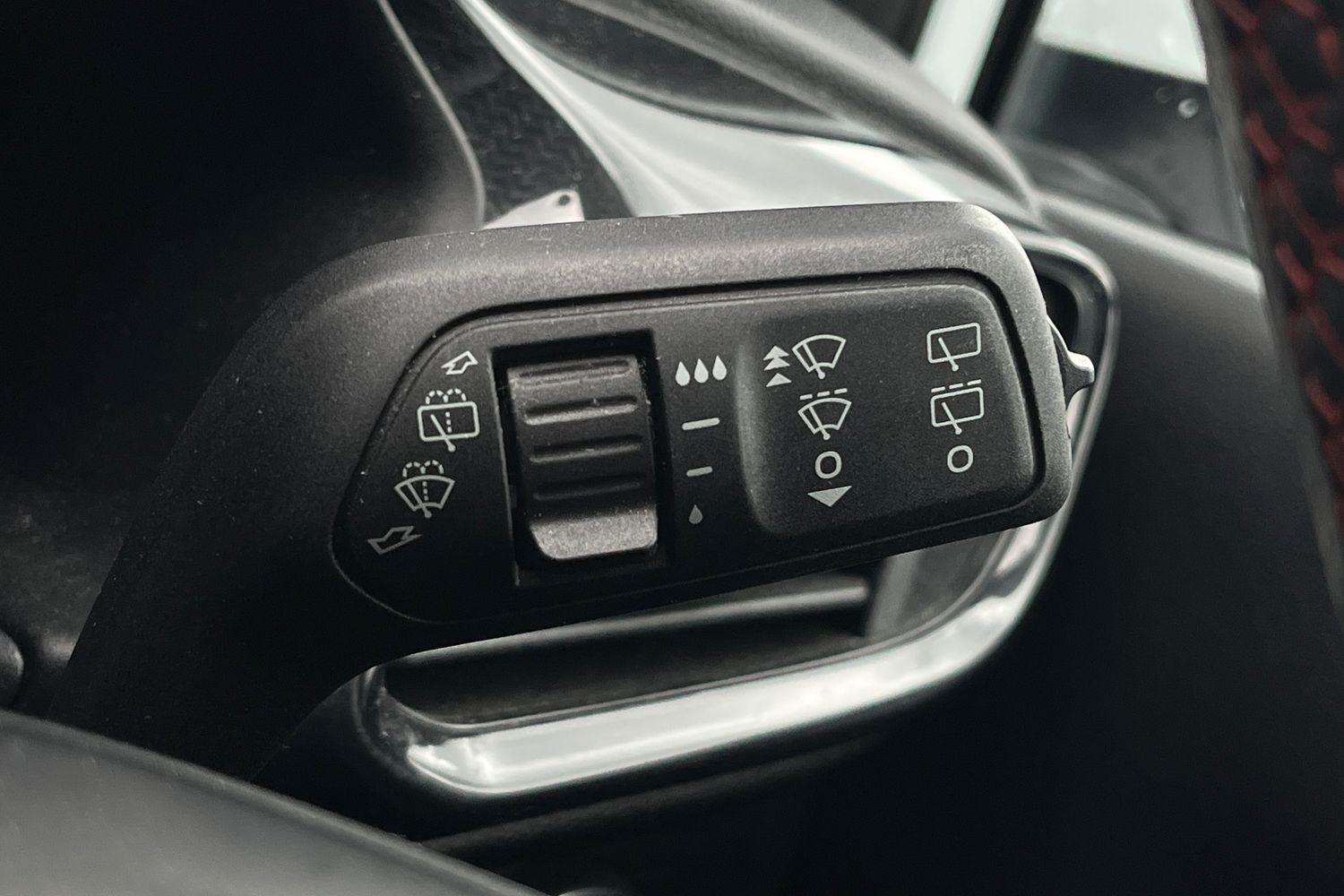Ford Fiesta Photo 14
