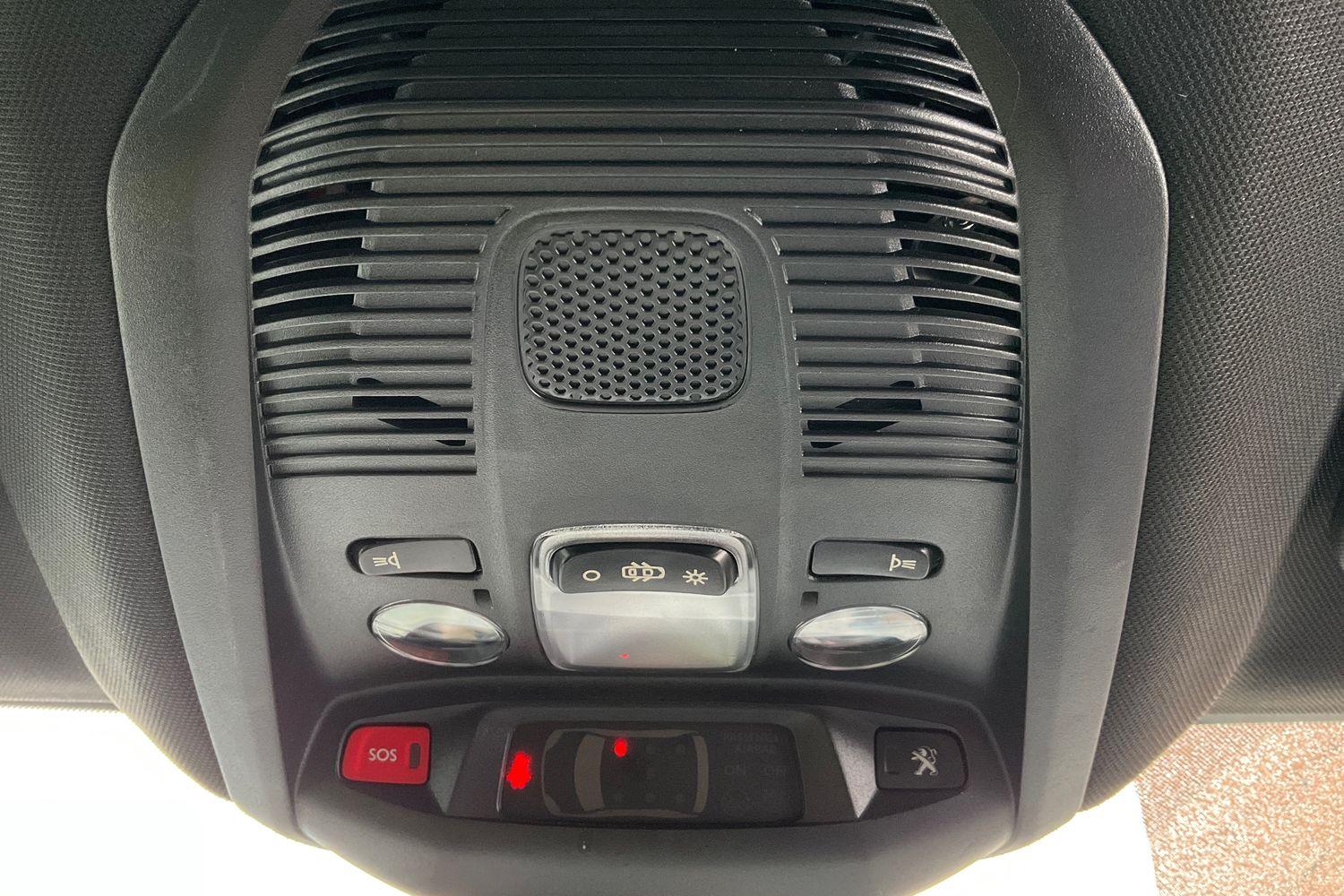 Peugeot 5008 Photo 32