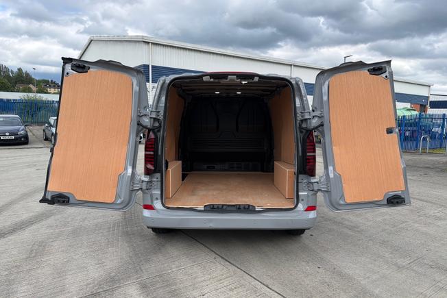 VOLKSWAGEN Transporter Photo 30