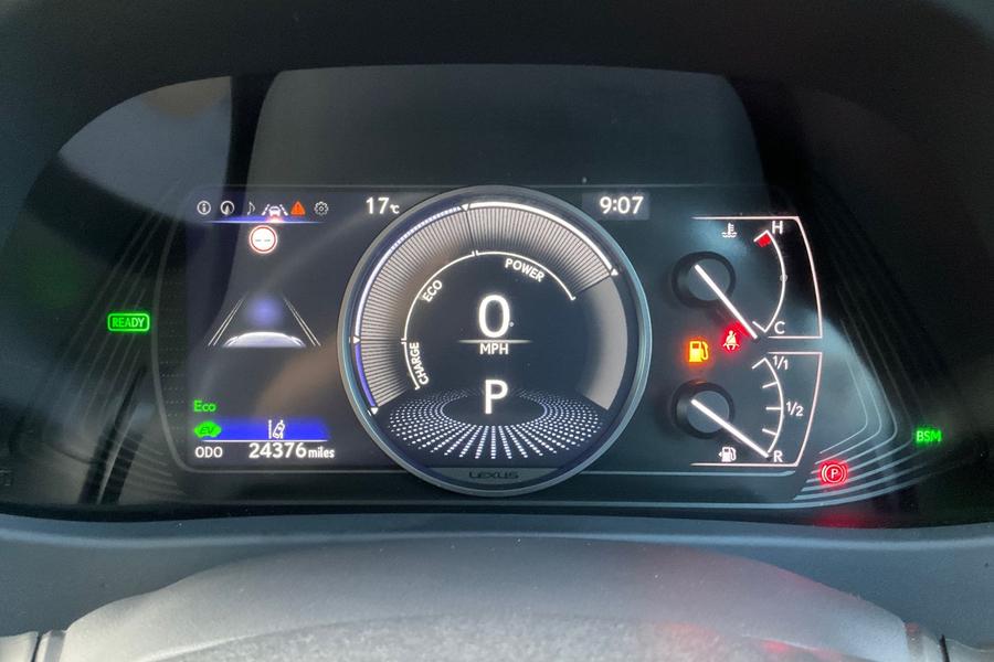 Lexus UX Photo autoimg-864319cbc2c563c6bf301f76d57e69ddbf37a6ad.jpg
