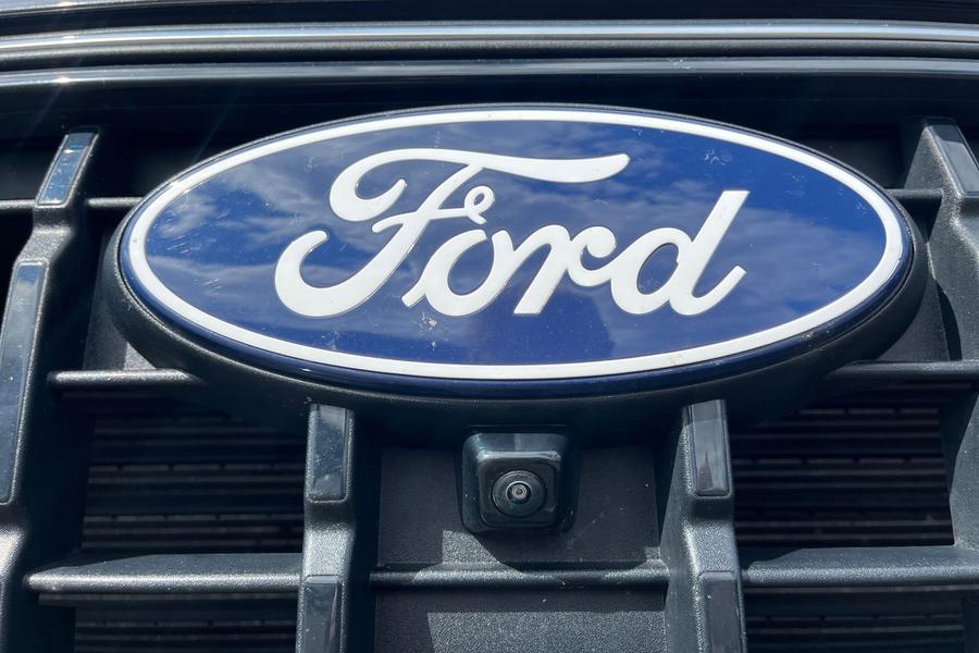 Ford KUGA Photo autoimg-86488469b4915d379dfcea511cd151439f3e09cd.jpg