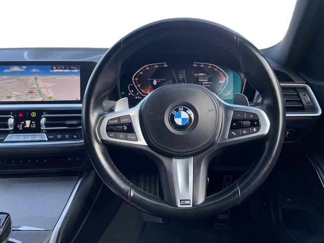BMW 3 Series Photo 11