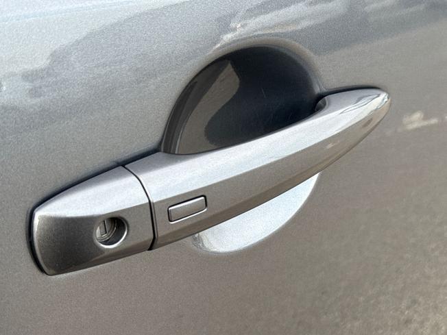 NISSAN Qashqai Photo 28