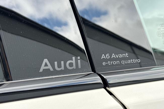 AUDI A6 E-Tron Avant Photo 32