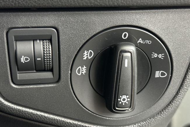 VOLKSWAGEN Polo Photo 24