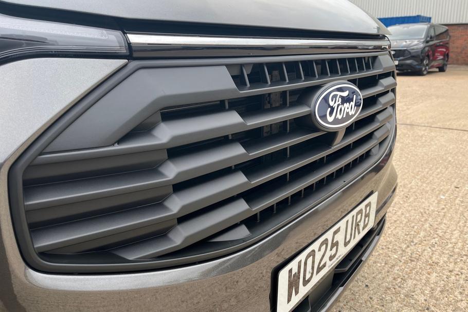 Used Ford TRANSIT CUSTOM WO25URB 36