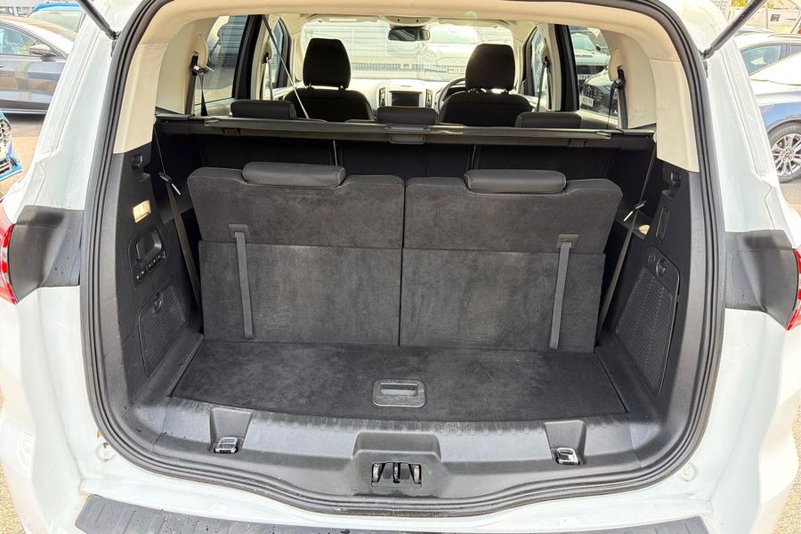 Ford S-MAX Photo autoimg-864f356be9f9b4c97787a6ef257b81bbb10a55cc.jpg