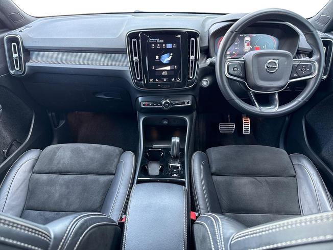 VOLVO Xc40 Photo 10