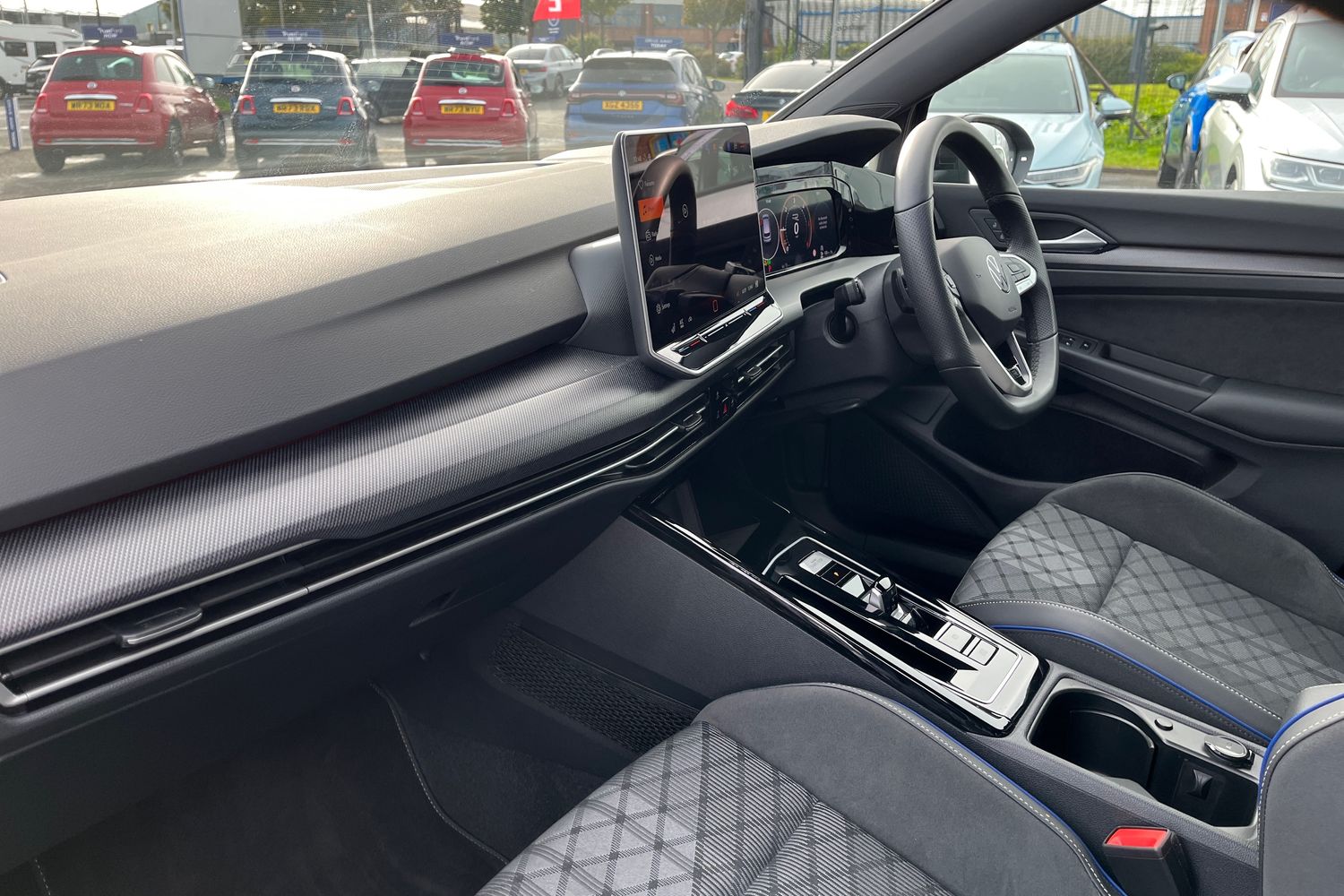 Volkswagen GOLF Photo 17