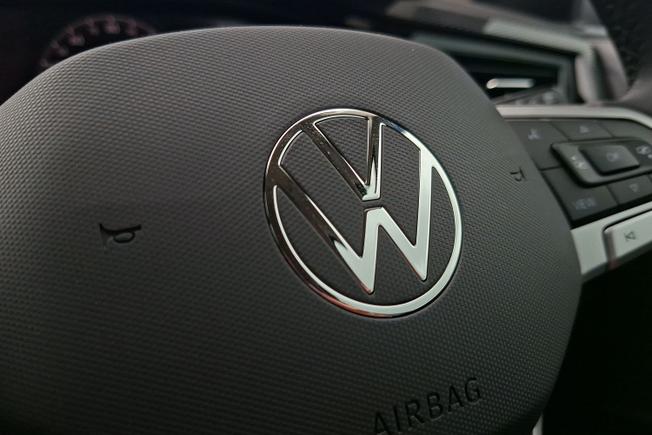 VOLKSWAGEN Polo Photo 26