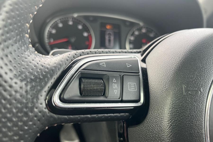 Audi A1 Photo autoimg-865a61bde5608316ec4417cbe8b8e4b405b3d523.jpg