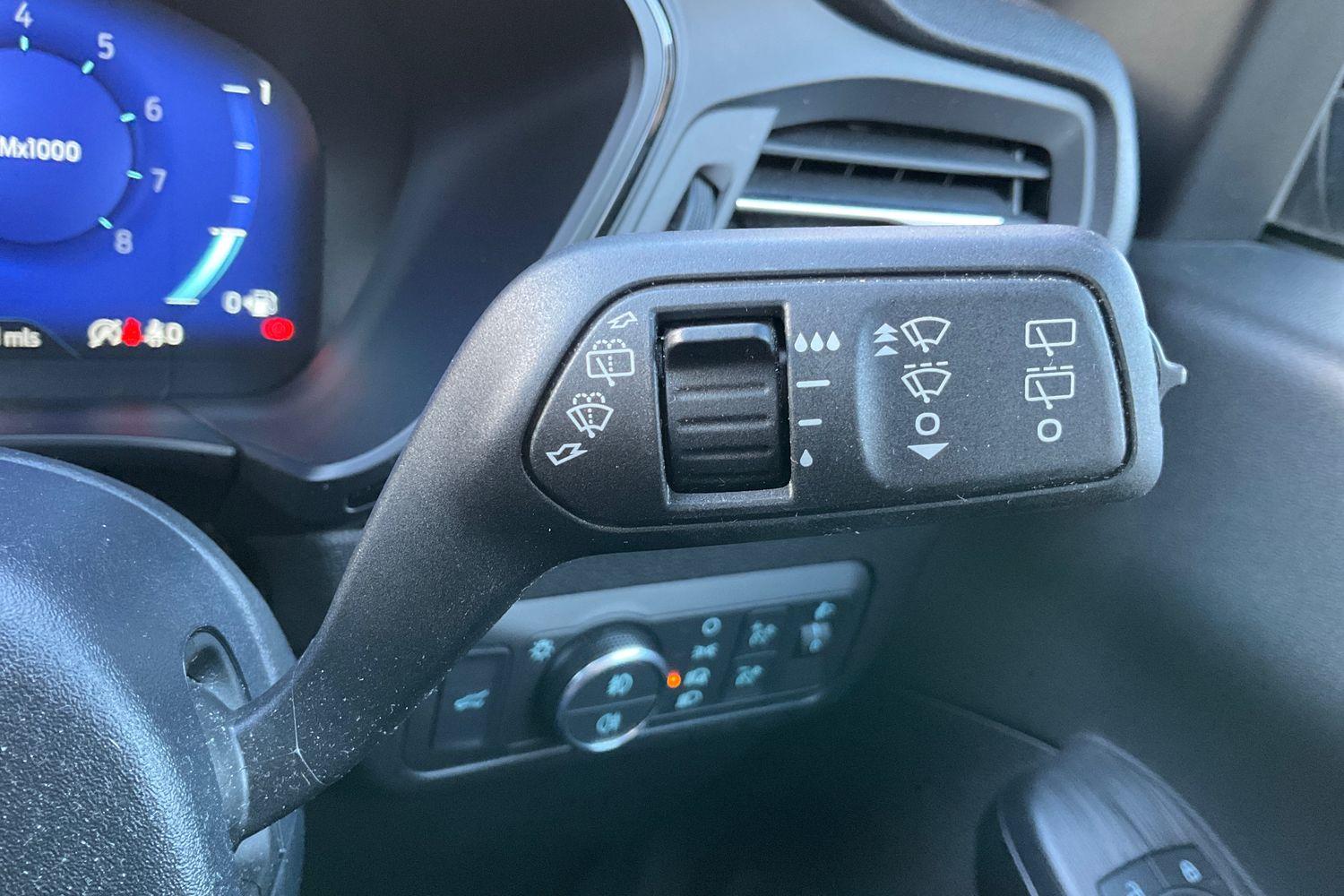 Ford KUGA Photo 14