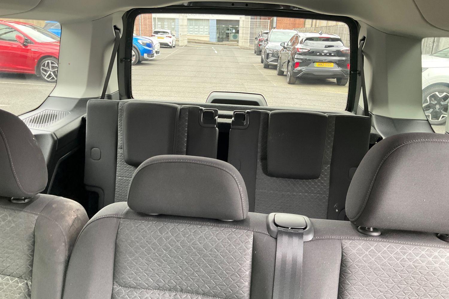 Ford TOURNEO CONNECT Photo 22