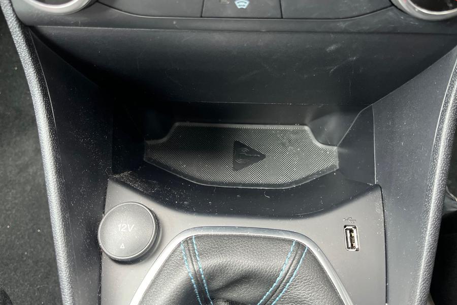 Ford FIESTA Photo autoimg-865ea65c936da1f518a49788d477f43e1e5ab56d.jpg