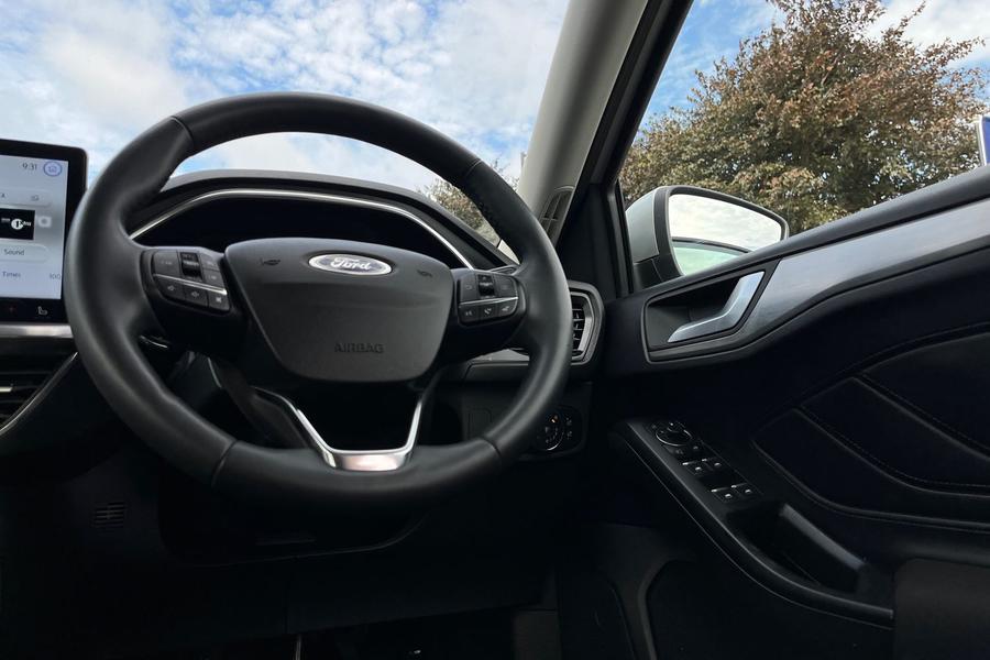 Ford FOCUS Photo autoimg-865fdc47c3be954367ac39bc880669ec1673143d.jpg