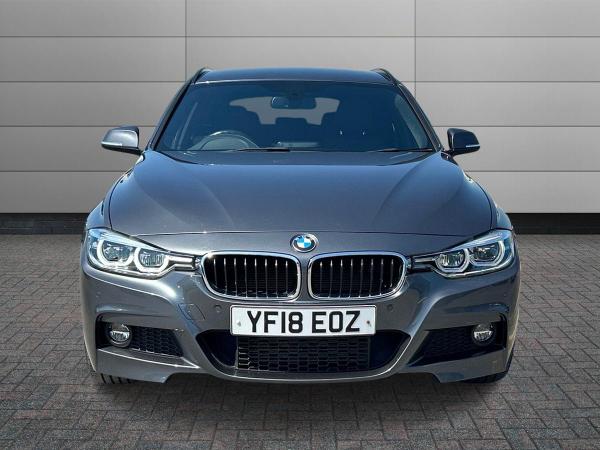 BMW 3 Series Photo autoimg-8666cea1fd0cd26d6dd844f669c91270db604fe0.jpg