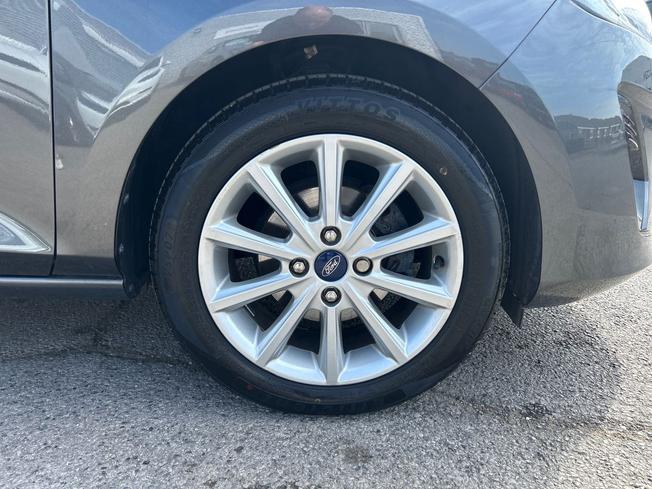 FORD Fiesta Photo 5