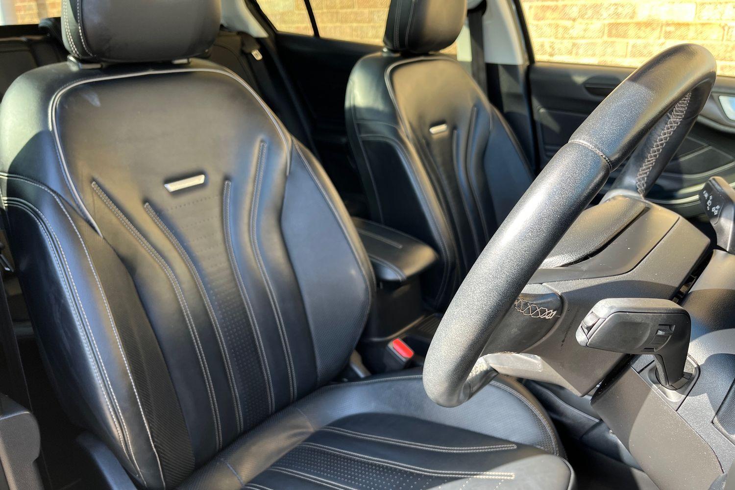 Ford FOCUS VIGNALE Photo 16