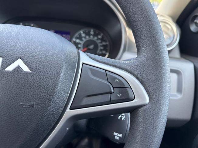 DACIA Duster Photo 17
