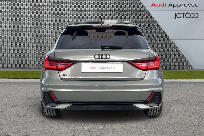 AUDI A1 Photo 8