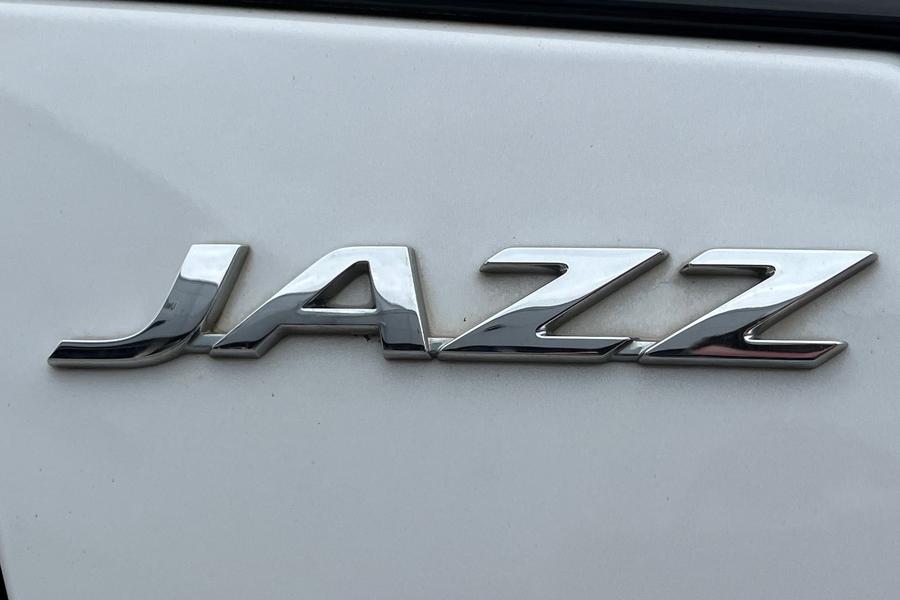 Honda JAZZ Photo autoimg-86756d6da3a07c64cbcf326a32ff3126c1c58832.jpg