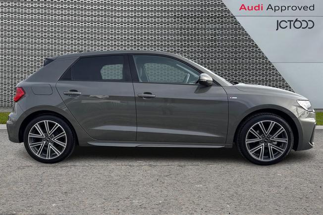 AUDI A1 Photo 4