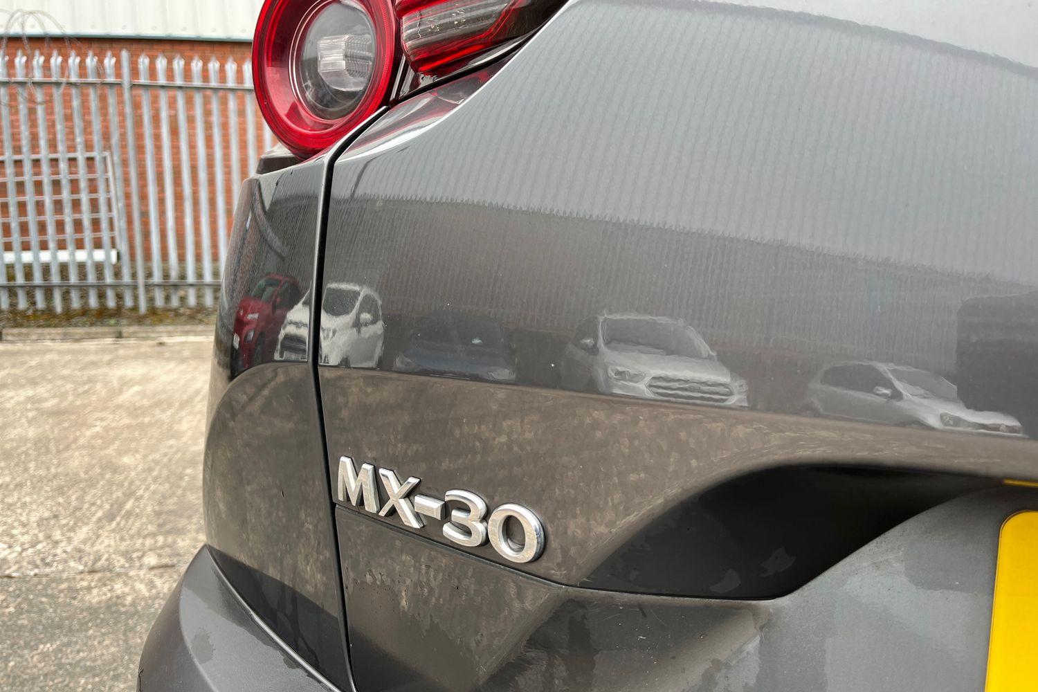 Mazda MX-30 Photo 39
