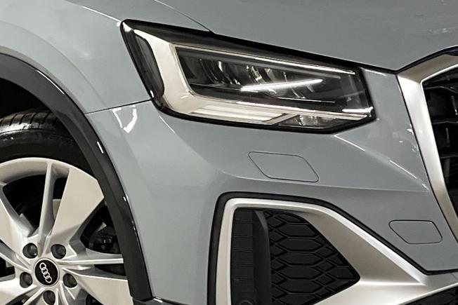 Audi Q2 Photo 19