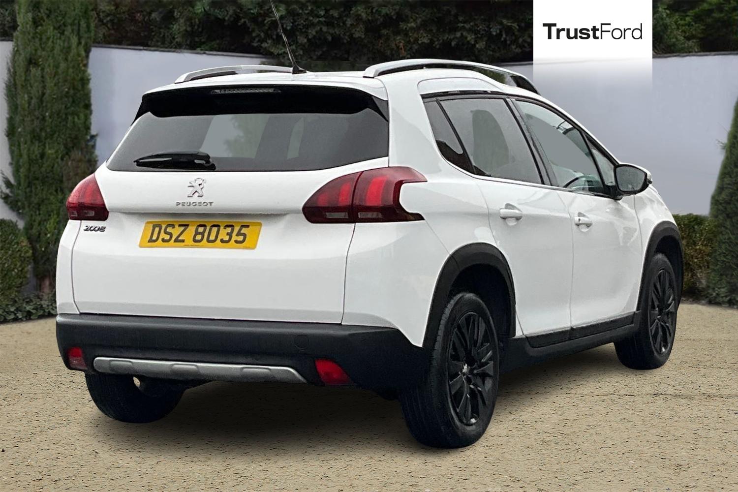 Peugeot 2008 Photo 3