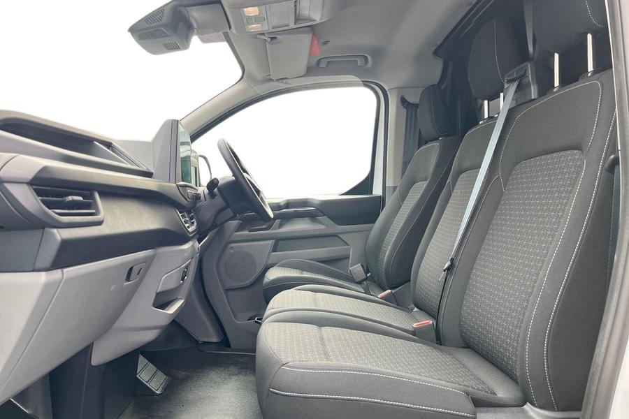 Ford E-TRANSIT CUSTOM Photo autoimg-868753618f336cd6fa42f39698ea1d7effa1c711.jpg