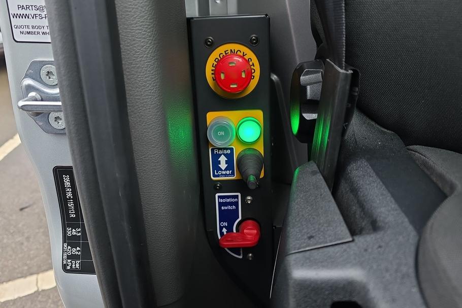 Used Ford TRANSIT 16