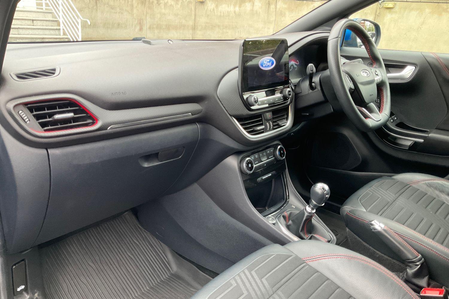 Ford PUMA Photo 17