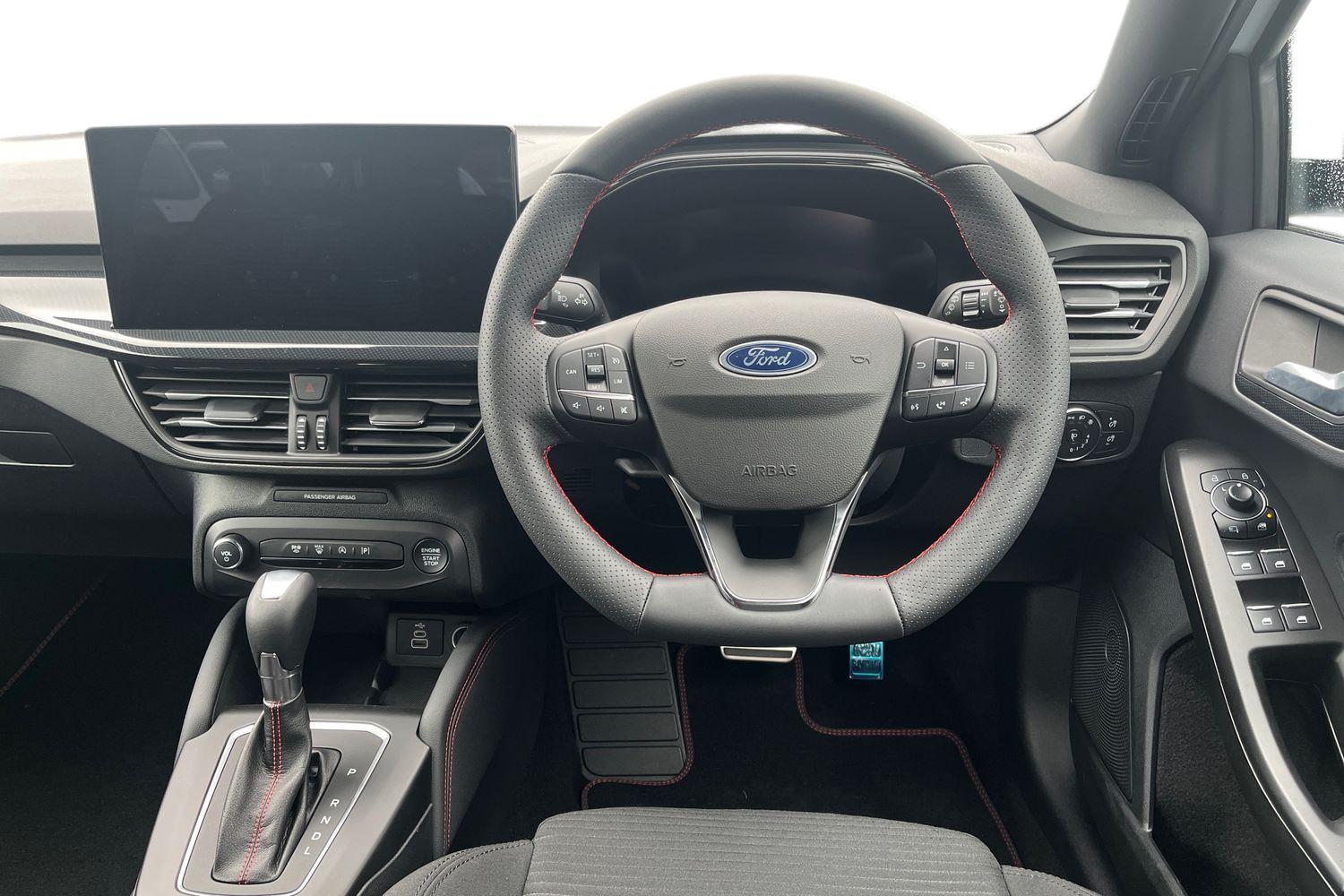 Ford FOCUS Photo 10