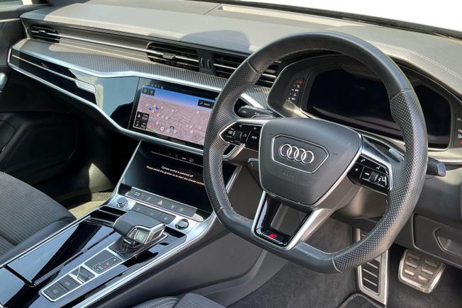 Audi A6 Saloon Photo 6