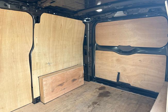 VOLKSWAGEN Transporter Photo 9